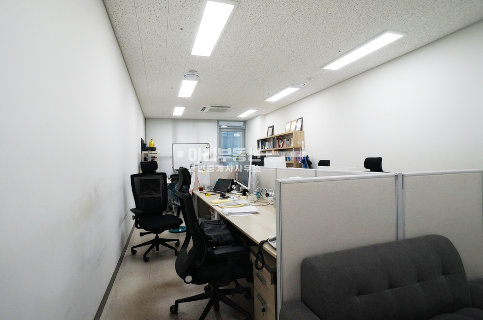 서울 성동구 성수동2가 성수SKV1CENTERI동 성수동 대로변 지식산업센터 월세 매물번호 10352 사진 1
