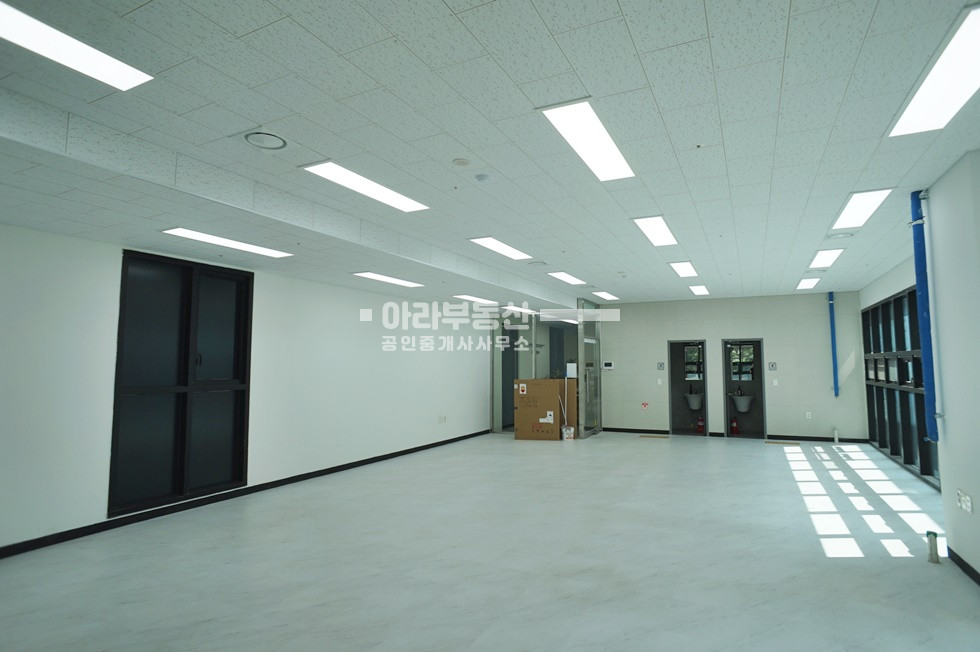 서울 성동구 성수동1가 13-266 (서울숲 무지개) 뚝섬역 역세권 2층 상가 월세 매물번호 10249 사진 7