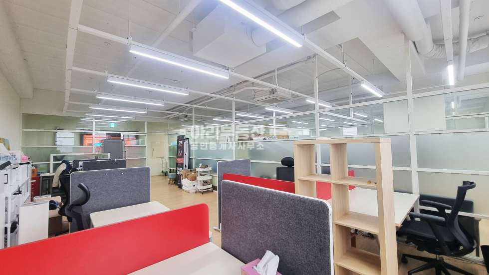 서울 성동구 성수동1가 656-334 (서울숲 M타워) 성수동 M타워 더블역세권 사무실 월세 매물번호 10091 사진 2
