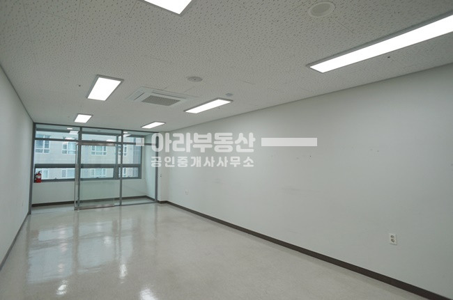 서울 성동구 성수동1가 뚝섬역세권 지식산업센터 성수동 최저가 월세 매물번호 10484 사진 4