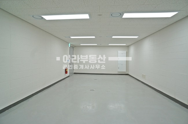 서울 성동구 성수동2가 성수SKV1CENTERII동 SKV1센터 2동 지하창고 월세 매물번호 10406 사진 6