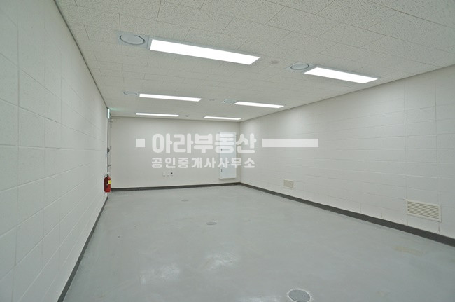 서울 성동구 성수동2가 성수SKV1CENTERII동 SKV1센터 2동 지하창고 월세 매물번호 10406 사진 7