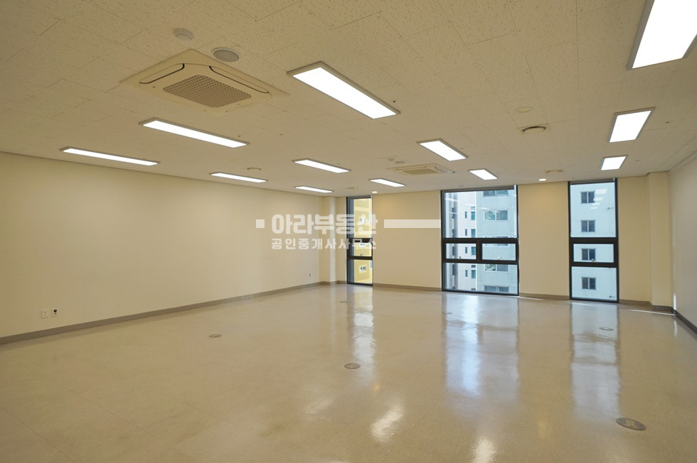 서울 성동구 성수동1가 메타모르포 지식산업센터 월세 매물번호 10526 사진 4