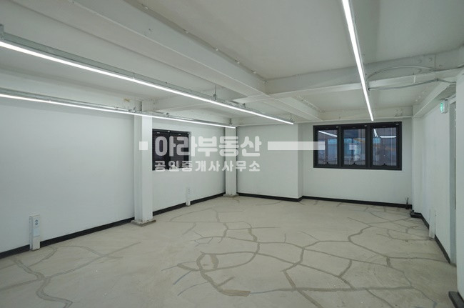 서울 성동구 성수동1가 전층사용 사무실 상가로 사용가능 월세 매물번호 10246 사진 3