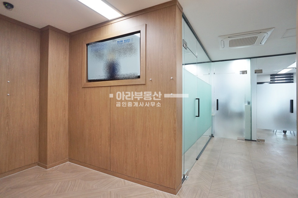 서울 성동구 성수동1가 656-1572 (SOL 623) 뚝섬역 도보3분거리 우드스타일 인테리어 룸3개 월세 매물번호 10648 사진 5