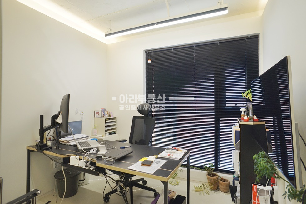 서울 성동구 성수동1가 656-1175 실사용 가능 예쁜 미니사옥 매매 매물번호 10611 사진 3