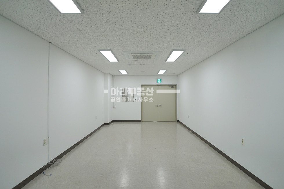 서울 성동구 성수동1가 뚝섬역세권 지식산업센터 동진IT 월세 매물번호 10572 사진 5