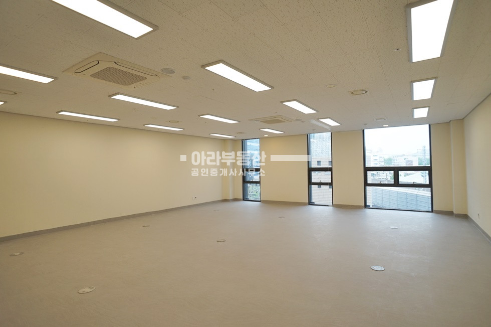 서울 성동구 성수동1가 메타모르포 지식산업센터 월세 매물번호 10598 사진 2