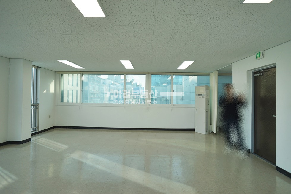 서울 성동구 성수동2가 273-67 연무장길 인근 사무실 월세 매물번호 10712 사진 2