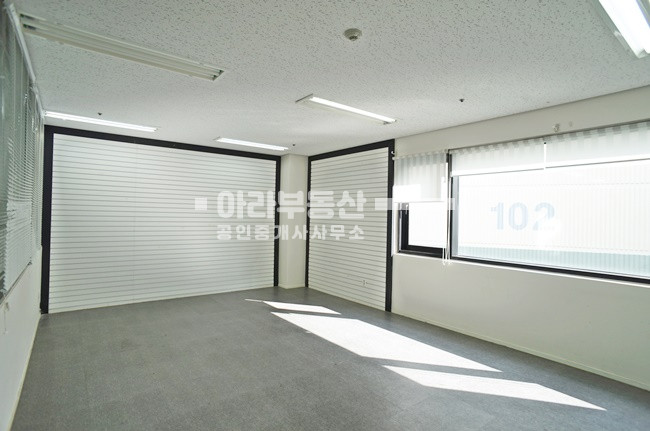 서울 성동구 성수동1가 13-457 중랑천로 대로변 룸3개 인테리어 사무실 월세 매물번호 10570 사진 8