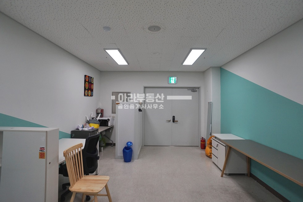 서울 성동구 성수동1가 룸1개,뚝섬역 역세권 동진IT 지식산업센터 월세 매물번호 10577 사진 3