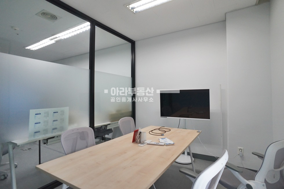 서울 성동구 성수동2가 성수아크밸리동 한신아크밸리 지식산업센터 업무지원시설 월세 매물번호 10855 사진 8