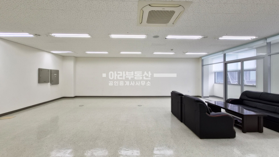 서울 성동구 성수동2가 323 (서울숲 드림타워) 성수동 카페거리 지식산업센터 월세 매물번호 10600 사진 2