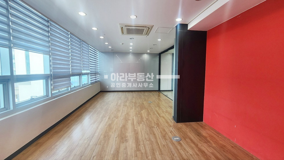 서울 성동구 성수동1가 656-1222 (서울숲 한라에코밸리) 서울숲역 뚝섬역 더블역세권 룸3개 인테리어 월세 매물번호 10698 사진 8