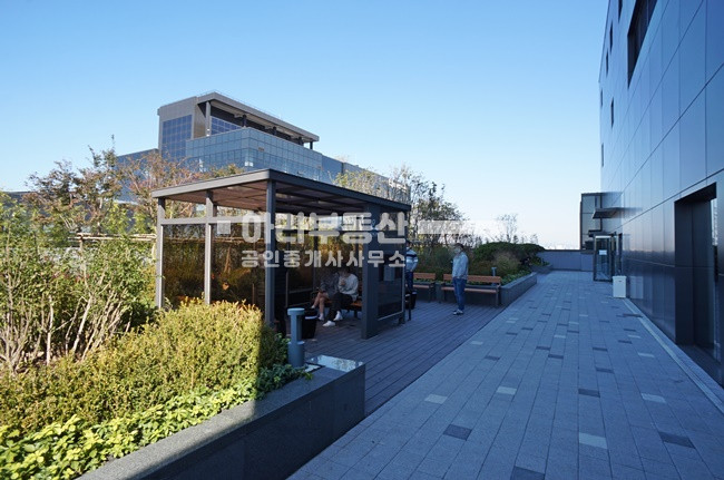 서울 성동구 성수동2가 280 (성수 SK V1 CENTER I) 성수SKV1CENTERI동 SKV1센터 1동 매매 실입주가능 평당2400만원 매매 매물번호 10069 사진 10