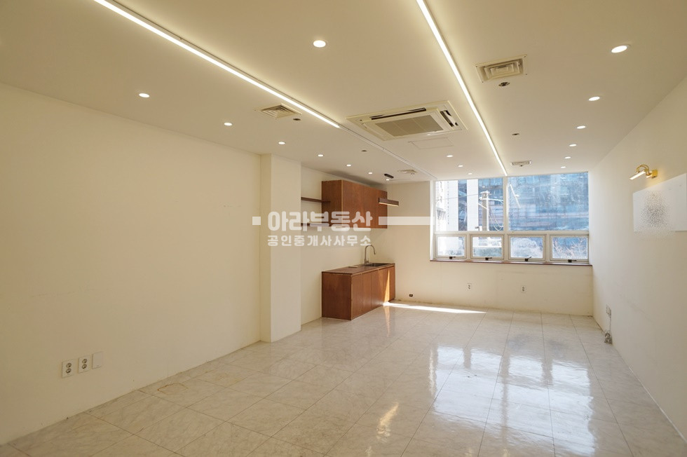 서울 성동구 성수동2가 279-50 동일로 대로변 사무실 상가건물 매매 매매 매물번호 10582 사진 1