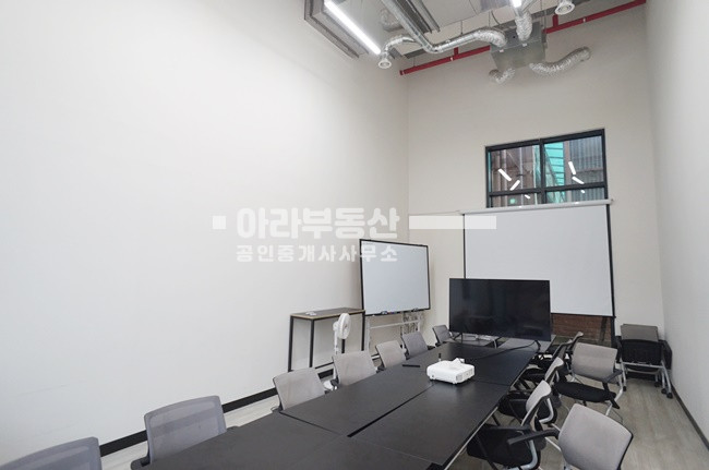서울 성동구 성수동1가 13-17 선명스퀘어 1층 지식산업센터 상가매매 매매 매물번호 10887 사진 4