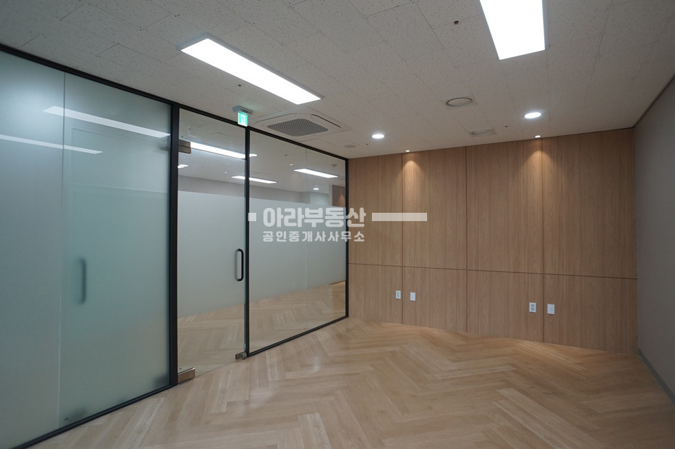 서울 성동구 성수동1가 룸2개 고급 우드스타일 인테리어 월세 매물번호 10893 사진 5