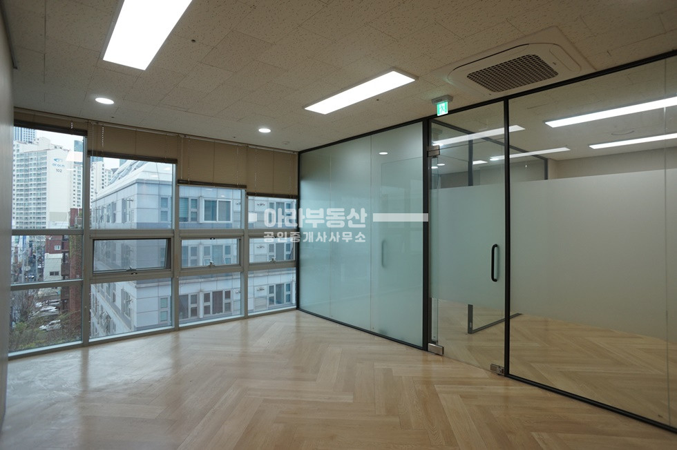 서울 성동구 성수동1가 룸2개 고급 우드스타일 인테리어 월세 매물번호 10893 사진 7