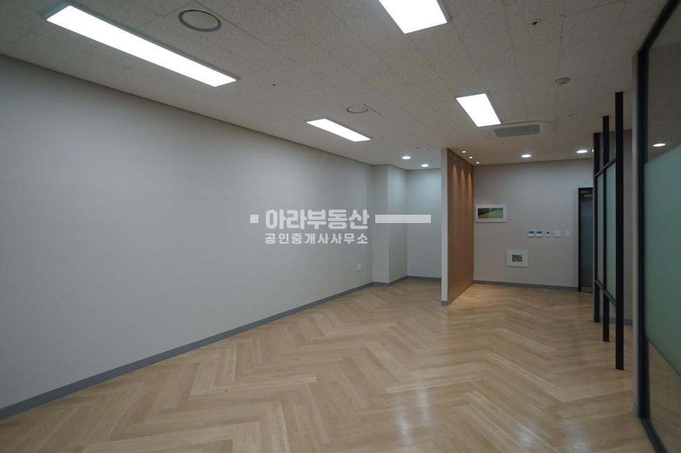 서울 성동구 성수동1가 룸2개 고급 우드스타일 인테리어 월세 매물번호 10893 사진 8