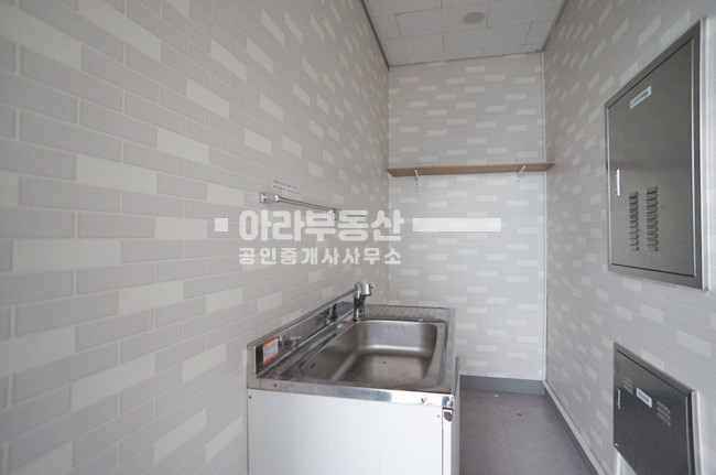 서울 성동구 성수동2가 322-1 (성수 AK 밸리) 성수AK 밸리 룸1개 채광좋은 코너호실 월세 매물번호 10148 사진 9