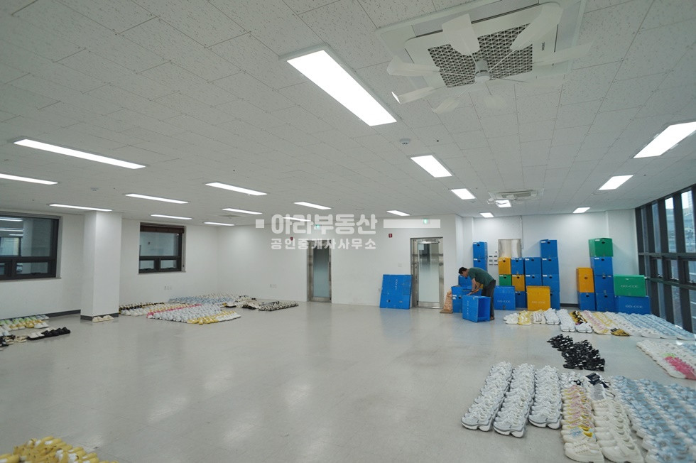 서울 성동구 성수동1가 10-4 (GO-CCE) 뚝섬역 역세권 깨끗한 건물내외관 월세 매물번호 10210 사진 6