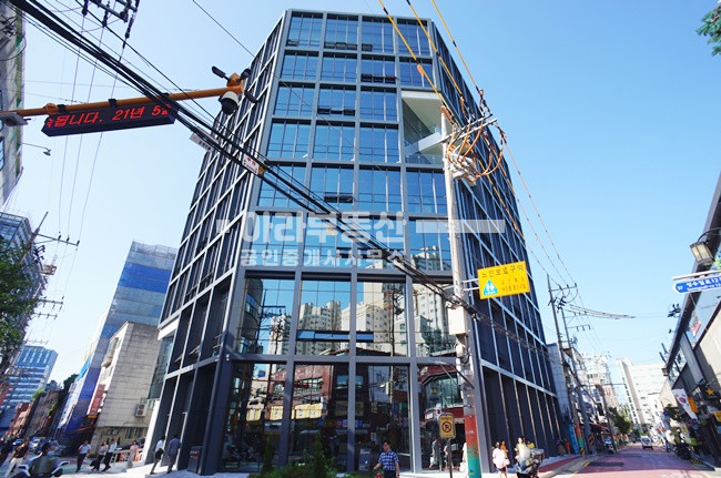 서울 성동구 성수동2가 299-243 성수동 랜드마크 성수역 도보7분거리 월세 매물번호 10265 사진 1